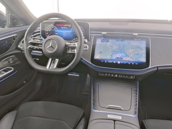 Mercedes-Benz E 300 e T AMG Night Navi Distronic AHK SHZ-Fond