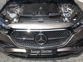 Mercedes-Benz E 450 4M T AMG Night Standheizung Distronic 360