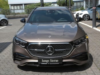 Mercedes-Benz E 450 4M T AMG Night Standheizung Distronic 360