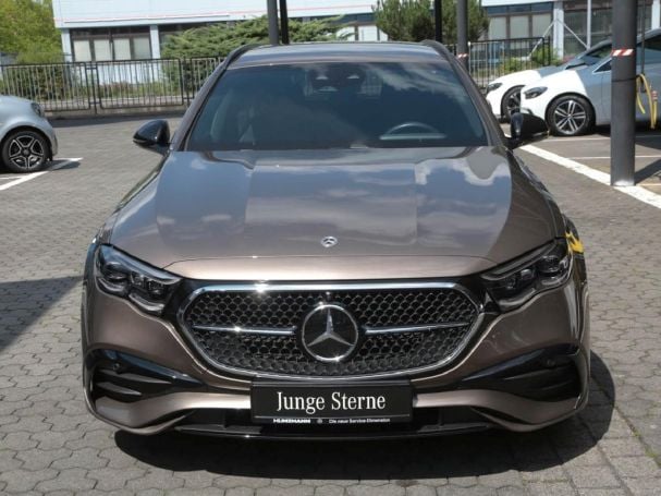 Mercedes-Benz E 450 4M T AMG Night Standheizung Distronic 360 Mercedes-Benz E 450 4M T AMG Night Standheizung Distronic 360
