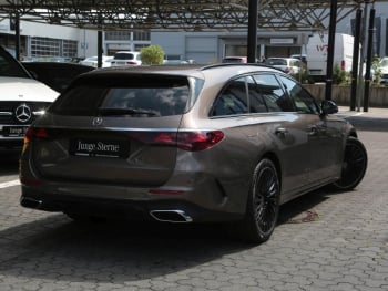 Mercedes-Benz E 450 4M T AMG Night Standheizung Distronic 360