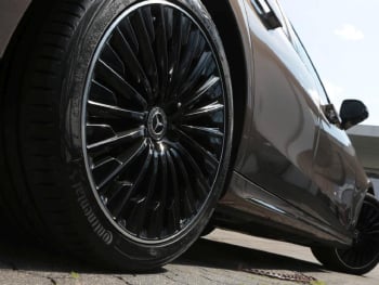Mercedes-Benz E 450 4M T AMG Night Standheizung Distronic 360