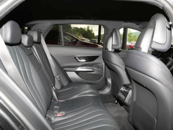 Mercedes-Benz E 450 d 4M T Avantgarde Distronic AHK 360° Memory