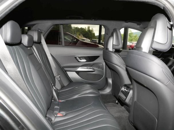 Mercedes-Benz E 450 d 4M T Avantgarde Distronic AHK 360° Memory Mercedes-Benz E 450 d 4M T Avantgarde Distronic AHK 360° Memory
