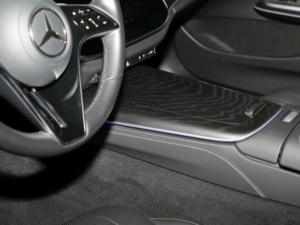 Mercedes-Benz E 450 d 4M T Avantgarde Distronic AHK 360° Memory Mercedes-Benz E 450 d 4M T Avantgarde Distronic AHK 360° Memory
