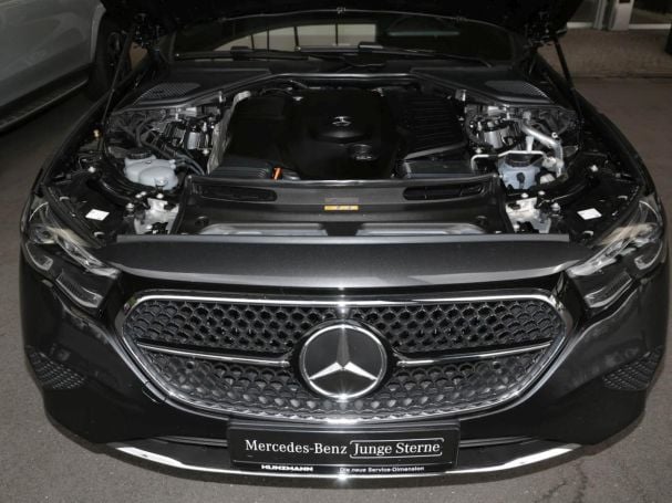 Mercedes-Benz E 450 d 4M T Avantgarde Distronic AHK 360° Memory Mercedes-Benz E 450 d 4M T Avantgarde Distronic AHK 360° Memory