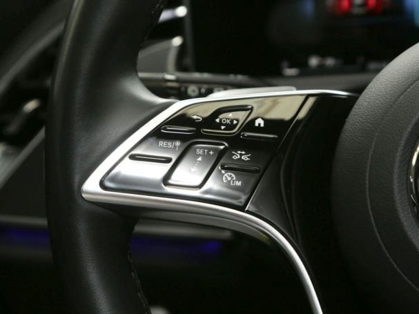 Mercedes-Benz E 450 d 4M T Avantgarde Distronic AHK 360° Memory Mercedes-Benz E 450 d 4M T Avantgarde Distronic AHK 360° Memory