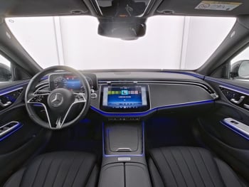 Mercedes-Benz E 450 d 4M T Avantgarde Distronic AHK 360° Memory