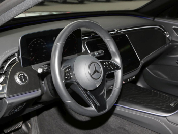 Mercedes-Benz E 450 d 4M T Avantgarde Distronic AHK 360° Memory