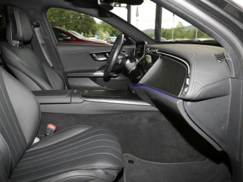 Mercedes-Benz E 450 d 4M T Avantgarde Distronic AHK 360° Memory