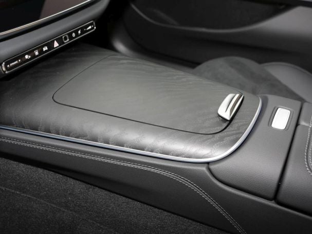 Mercedes-Benz E 450 d 4M T-Modell AMG Night Standh AHK Panorama Mercedes-Benz E 450 d 4M T-Modell AMG Night Standh AHK Panorama