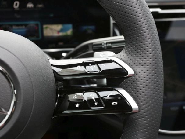 Mercedes-Benz E 450 d 4MATIC T-Modell AMG Standhzg AHK 360°