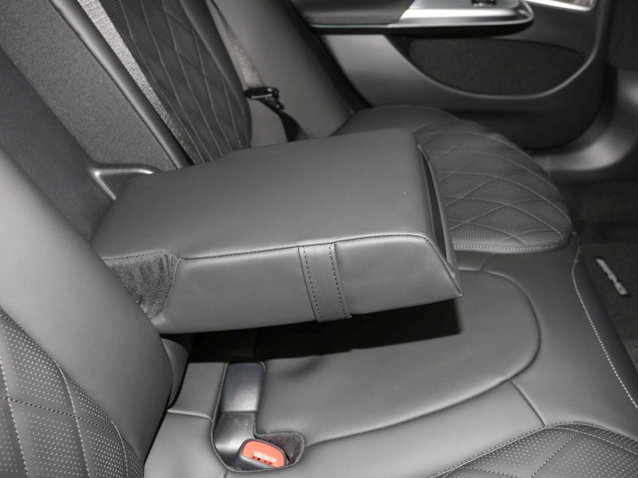 Mercedes-Benz E 450 d 4MATIC T-Modell AMG Standhzg AHK 360°