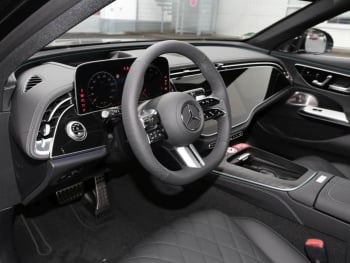 Mercedes-Benz E 450 d 4MATIC T-Modell AMG Standhzg AHK 360°