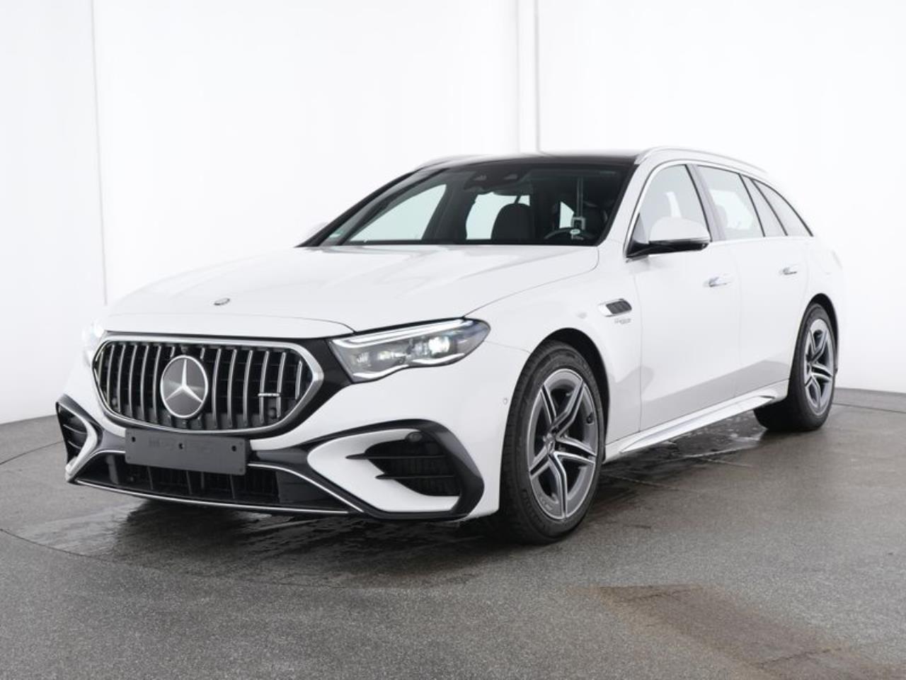 Mercedes-Benz E 53 AMG 4M+ T Panorama Distronic AHK HUD 360° Mercedes-Benz E 53 AMG 4M+ T Panorama Distronic AHK HUD 360°