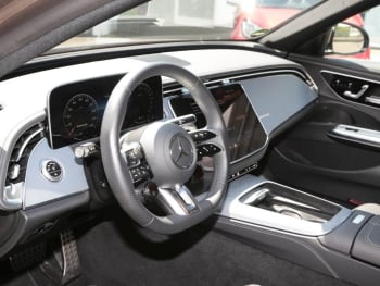 Mercedes-Benz E 53 AMG 4M+ T Panorama Memory AHK 360°