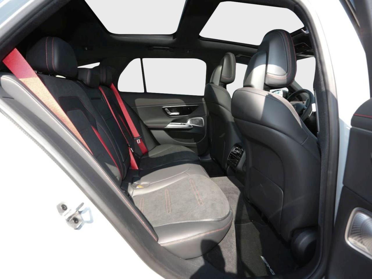 Mercedes-Benz E 53 AMG Hybrid 4M+ T-Modell Lorinser-Felge AHK Mercedes-Benz E 53 AMG Hybrid 4M+ T-Modell Lorinser-Felge AHK