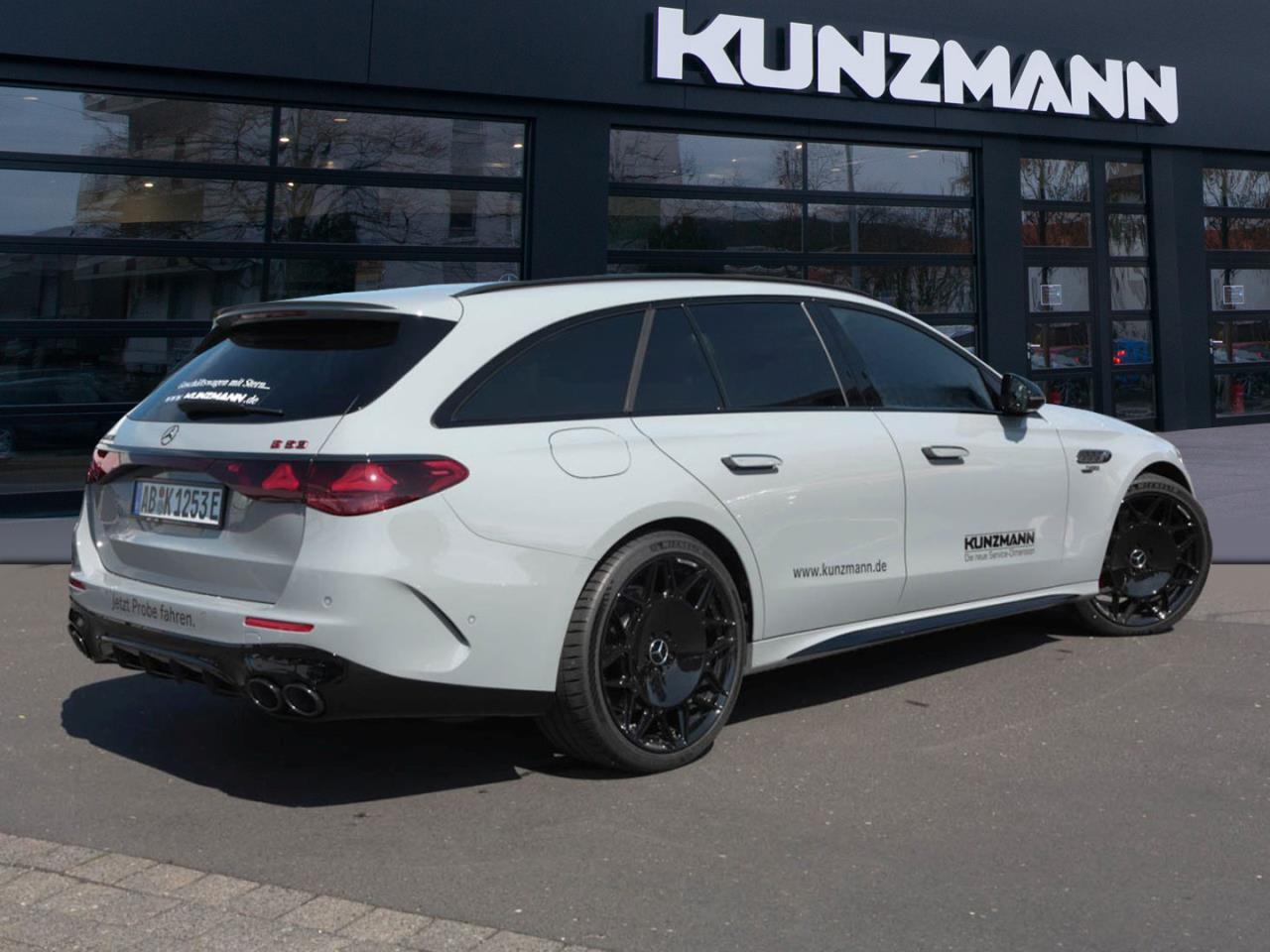 Mercedes-Benz E 53 AMG Hybrid 4M+ T-Modell Lorinser-Felge AHK
