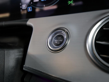 Mercedes-Benz E 200  AMG MBUX Navi LED Kamera Memory Totwinkel