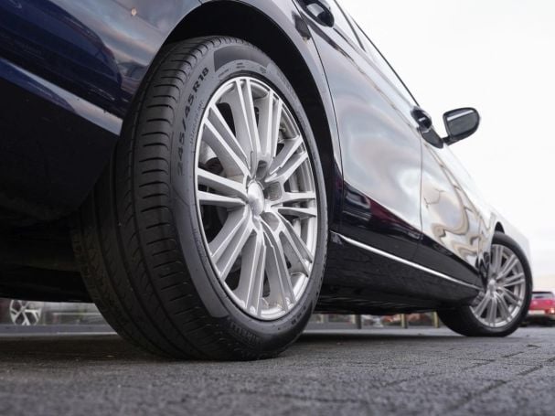 Mercedes-Benz E 200 d  Avantgarde Navi Kamera Sitzkomfort-P