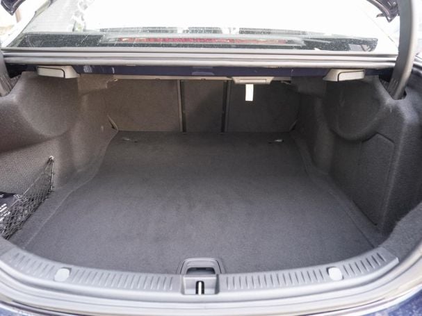 Mercedes-Benz E 200 d  Avantgarde Navi Kamera Sitzkomfort-P