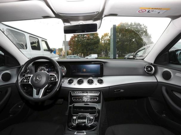 Mercedes-Benz E 200 d Comand Distronic+ 360° Spiegel-Paket