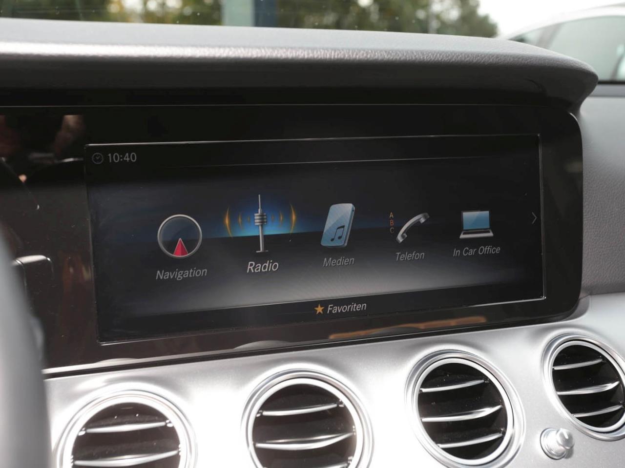 Mercedes-Benz E 200 d Comand Distronic+ 360° Spiegel-Paket