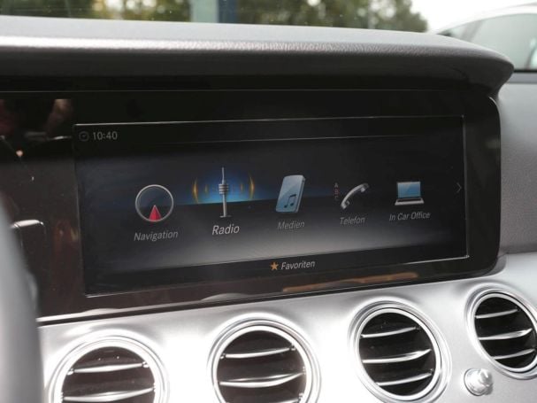 Mercedes-Benz E 200 d Comand Distronic+ 360° Spiegel-Paket