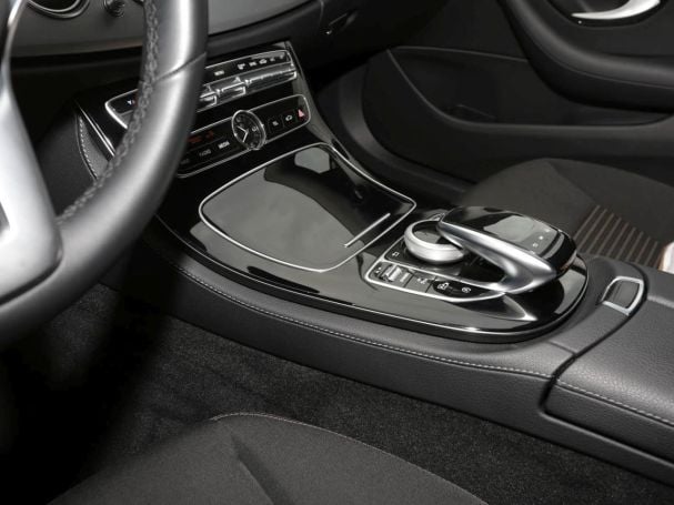 Mercedes-Benz E 200 d Comand Distronic+ 360° Spiegel-Paket Mercedes-Benz E 200 d Comand Distronic+ 360° Spiegel-Paket