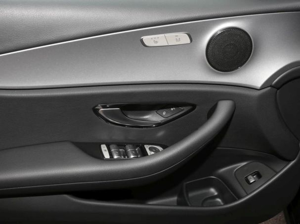 Mercedes-Benz E 200 d Comand Distronic+ 360° Spiegel-Paket