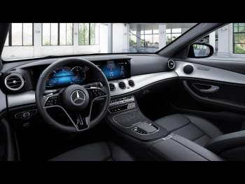 Mercedes-Benz E 200  AMG Night MBUX Navi AHK Kamera Totwinkel