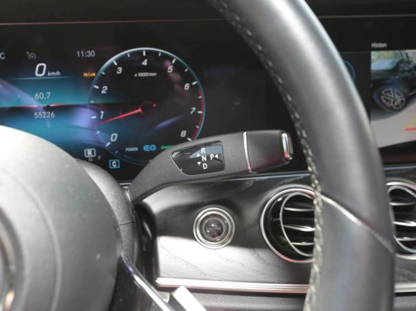Mercedes-Benz E 200 Avantgarde MBUX Navi LED Kamera Totwinkel Mercedes-Benz E 200 Avantgarde MBUX Navi LED Kamera Totwinkel
