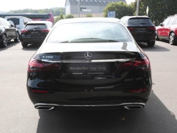 Mercedes-Benz E 200  Avantgarde MBUX Navi LED Kamera Totwinkel