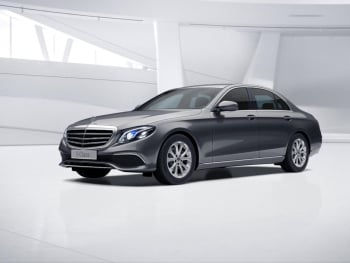 Mercedes-Benz E 200  Exclusive Comand Distronic+ Kamera SpurW