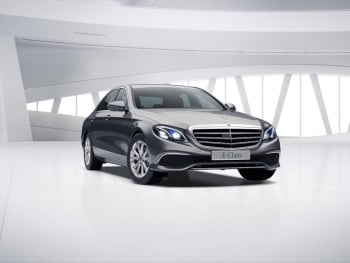 Mercedes-Benz E 200  Exclusive Comand Distronic+ Kamera SpurW