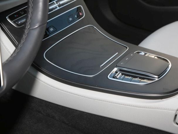 Mercedes-Benz E 220 d 4M Avantgarde Distronic+ Sitzklima Mercedes-Benz E 220 d 4M Avantgarde Distronic+ Sitzklima