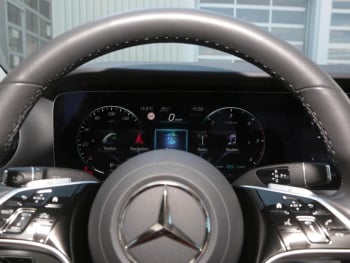 Mercedes-Benz E 220 d 4M  Avantgarde Distronic+ Sitzklima
