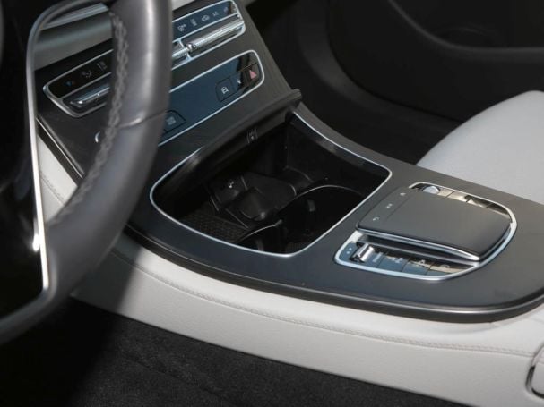 Mercedes-Benz E 220 d 4M Avantgarde Distronic+ Sitzklima Mercedes-Benz E 220 d 4M Avantgarde Distronic+ Sitzklima