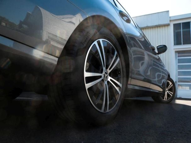 Mercedes-Benz E 220 d 4M Avantgarde Distronic+ Sitzklima Mercedes-Benz E 220 d 4M Avantgarde Distronic+ Sitzklima
