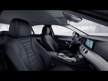 Mercedes-Benz E 220 d Avantgarde Comand LED Spur-Paket Kamera