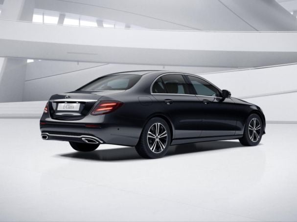 Mercedes-Benz E 220 d Avantgarde Comand Spur-Paket Kamera Mercedes-Benz E 220 d Avantgarde Comand Spur-Paket Kamera