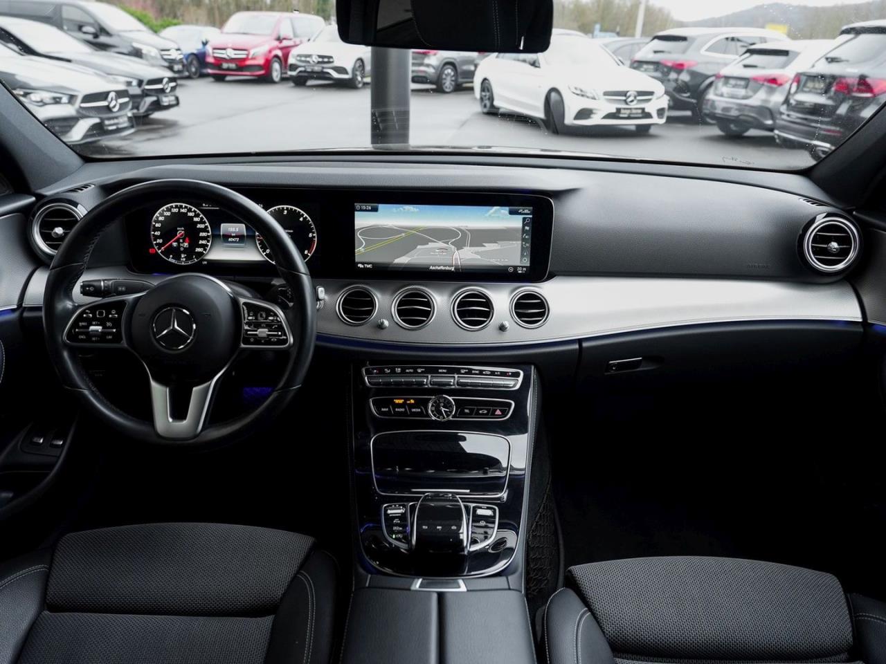 Mercedes-Benz E 220 d  Avantgarde Night Comand Kamera AHK