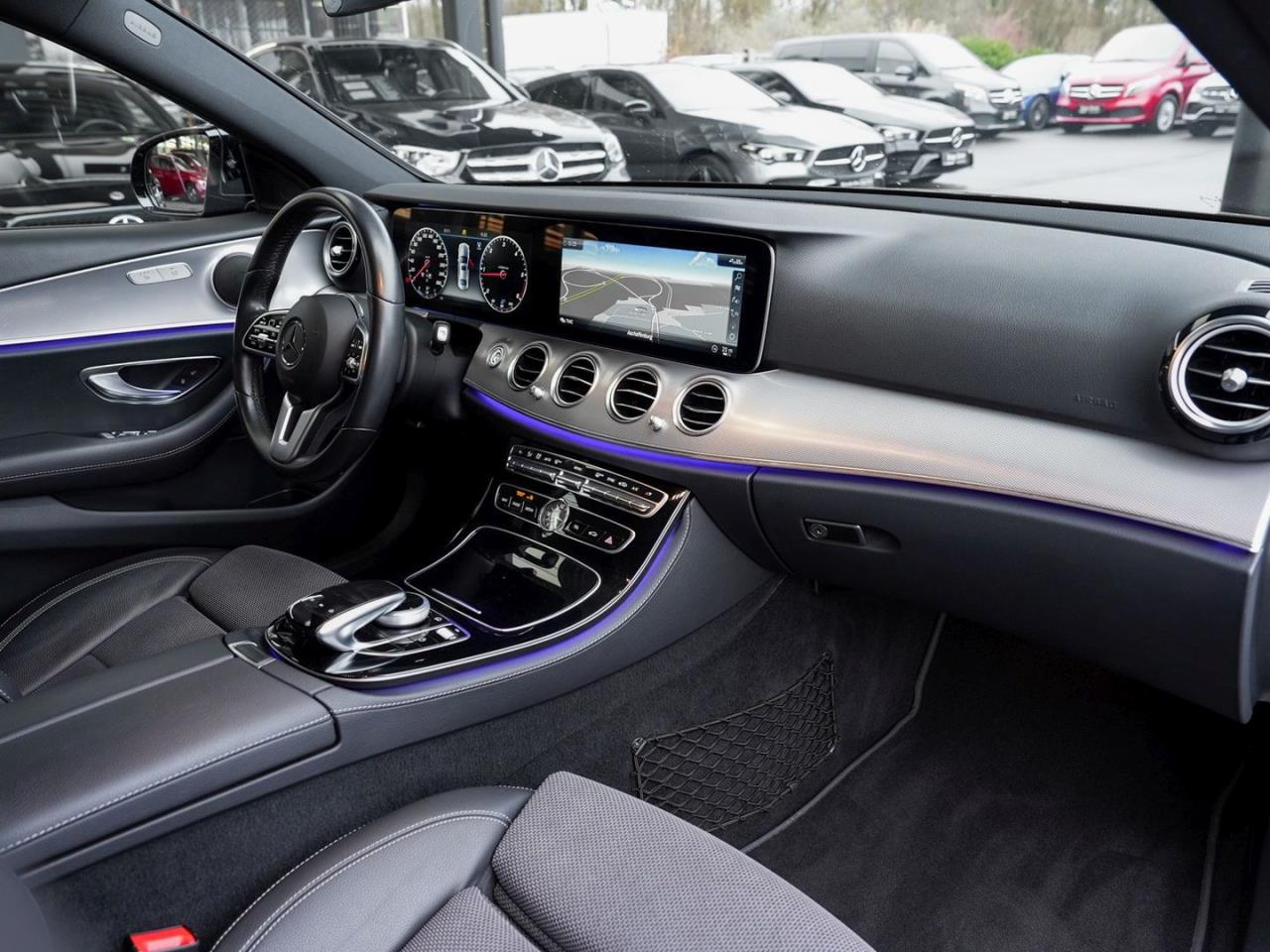 Mercedes-Benz E 220 d  Avantgarde Night Comand Kamera AHK