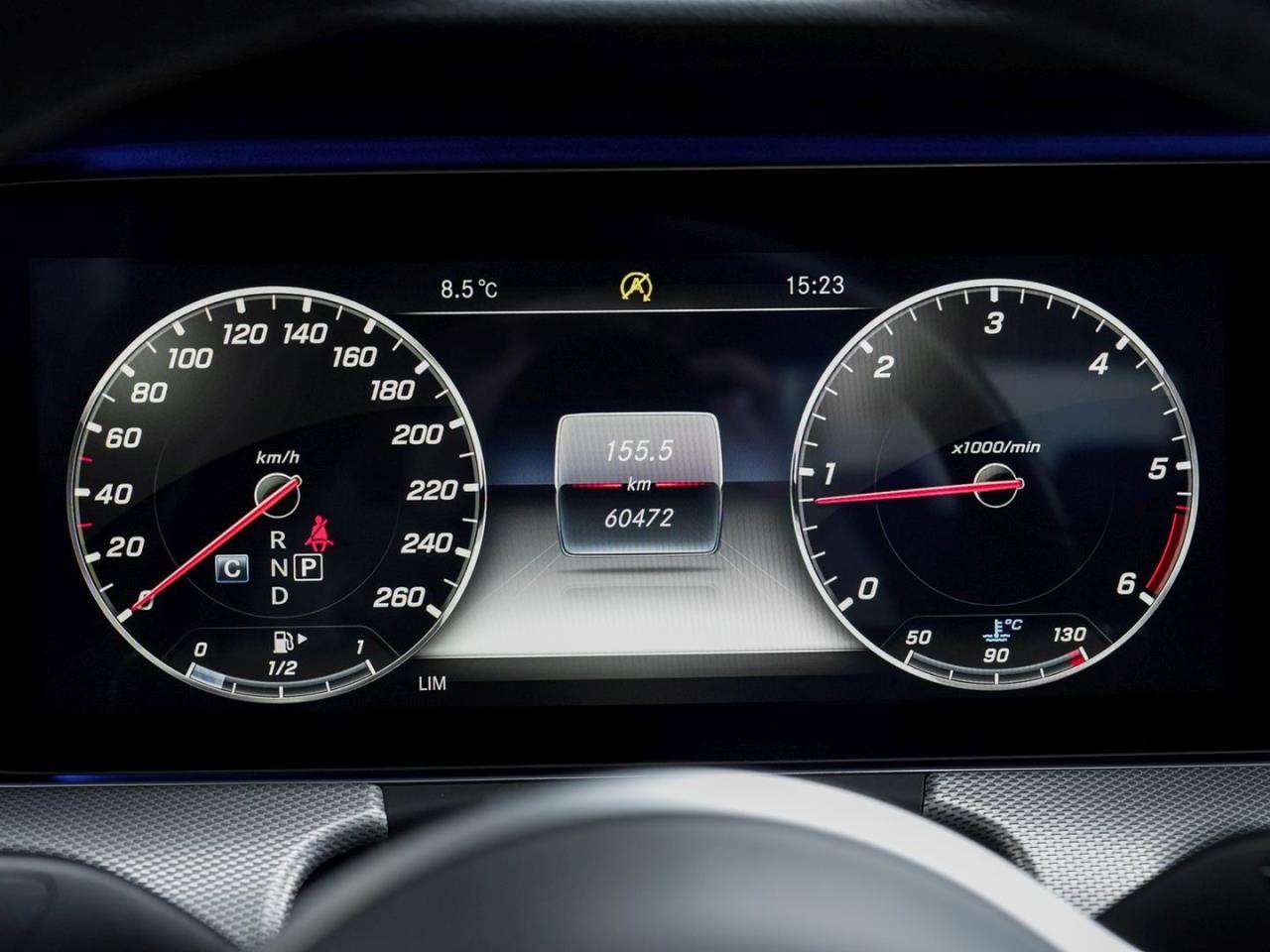 Mercedes-Benz E 220 d  Avantgarde Night Comand Kamera AHK