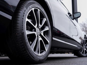 Mercedes-Benz E 220 d  Avantgarde Night Comand Kamera AHK