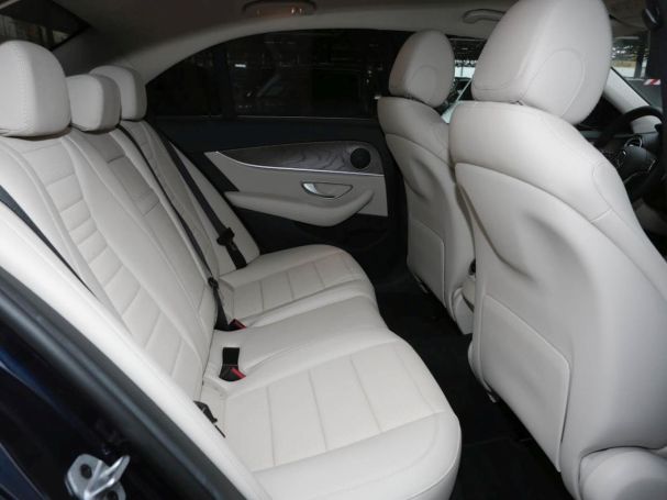 Mercedes-Benz E 300  Avantgarde Standhzg Distronic+ Kamera