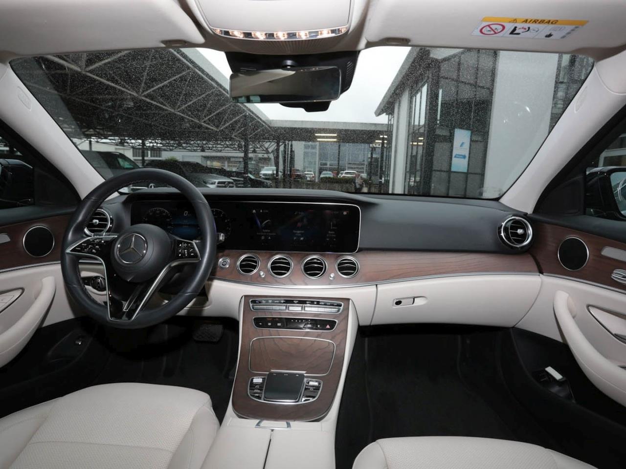 Mercedes-Benz E 300  Avantgarde Standhzg Distronic+ Kamera