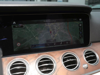 Mercedes-Benz E 300  Avantgarde Standhzg Distronic+ Kamera