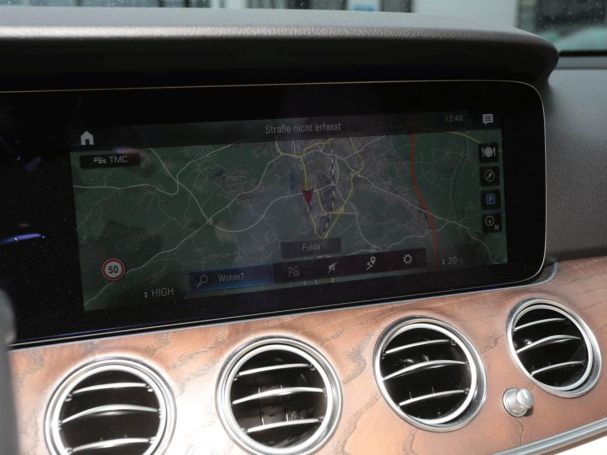 Mercedes-Benz E 300  Avantgarde Standhzg Distronic+ Kamera