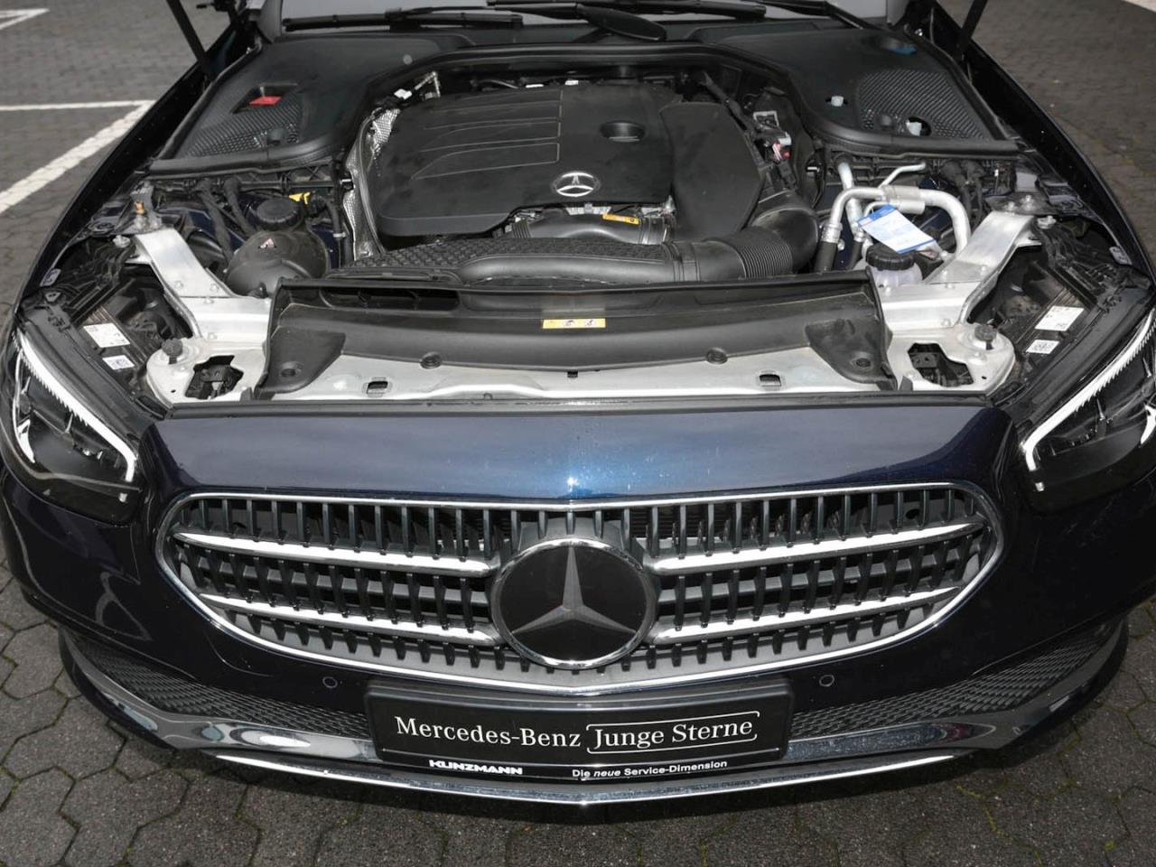 Mercedes-Benz E 300  Avantgarde Standhzg Distronic+ Kamera